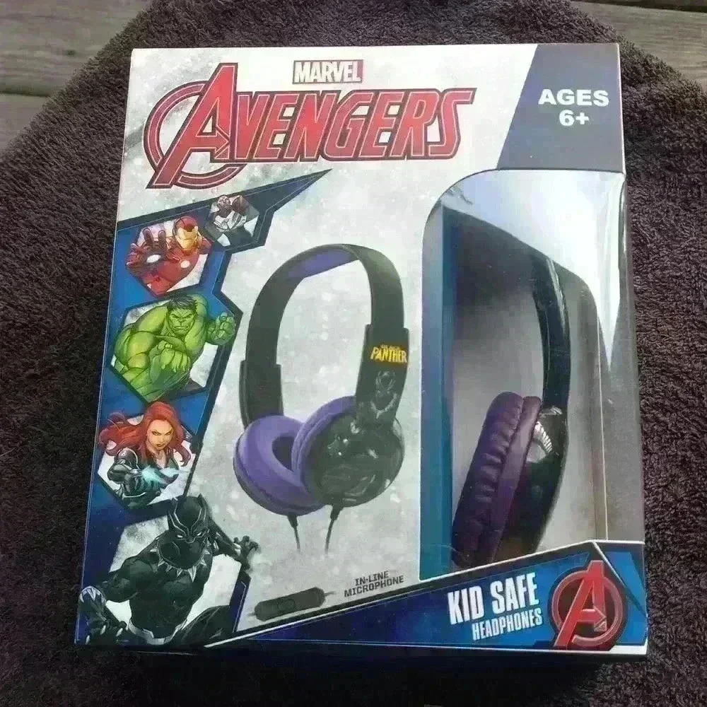 NIB black panther age 6+ avengers kids safe head phones, sealed
